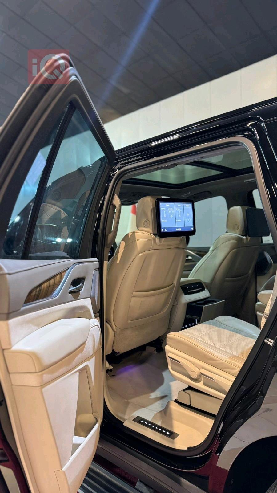 كاديلاك اسكاليد